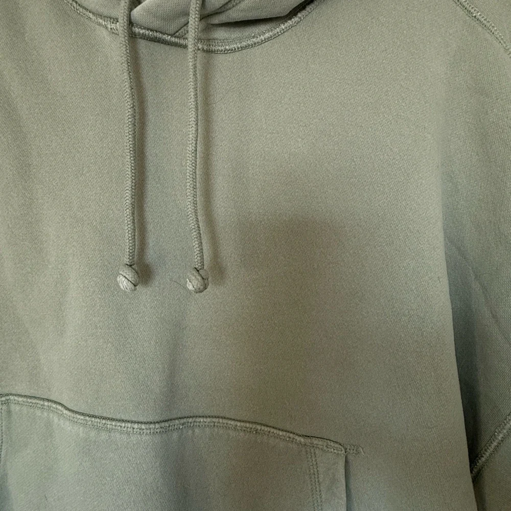 Cropped Hoodie - Picture 3 of 5
